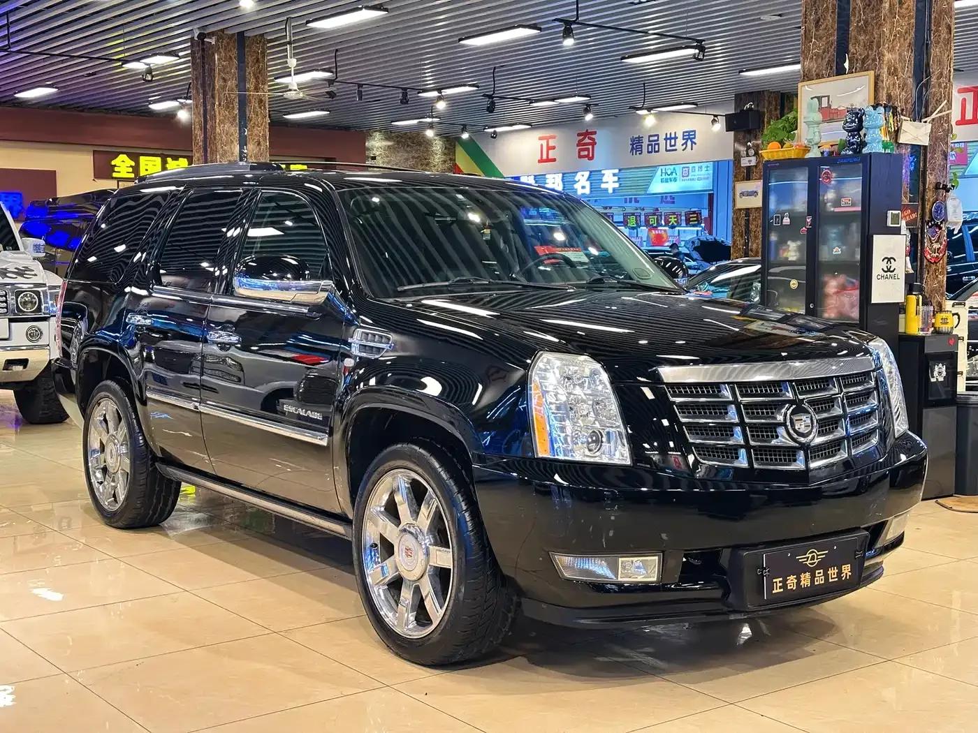 2008 Cadillac Escalade 6.2 AWD — миниатюра 3