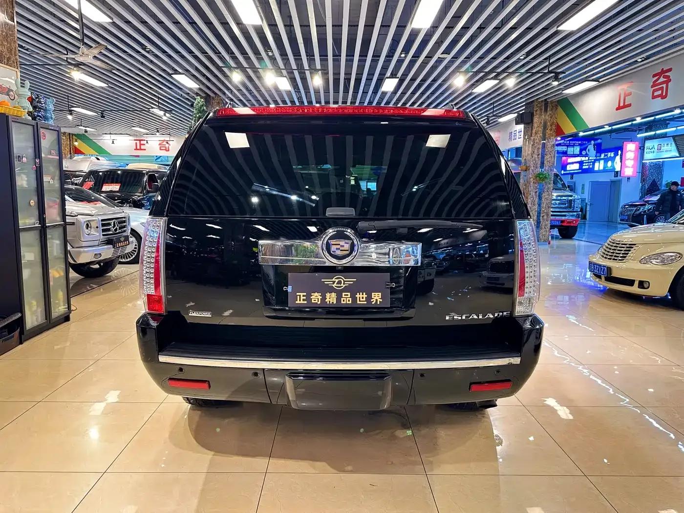 2008 Cadillac Escalade 6.2 AWD — миниатюра 6