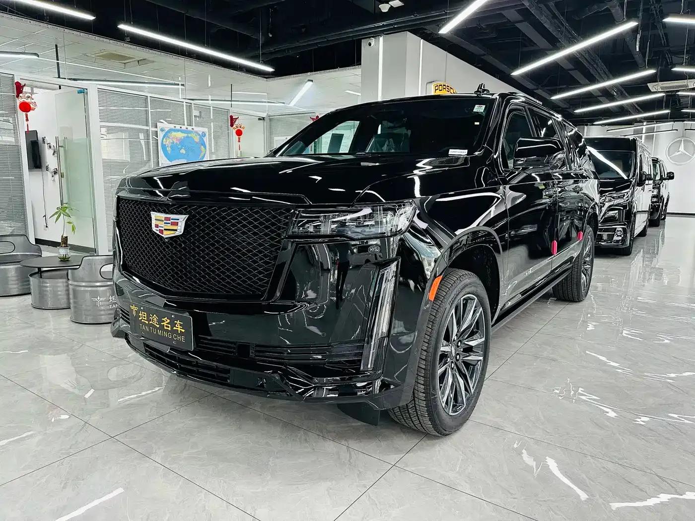2024 Cadillac Escalade 6.2L Automatic — миниатюра 1