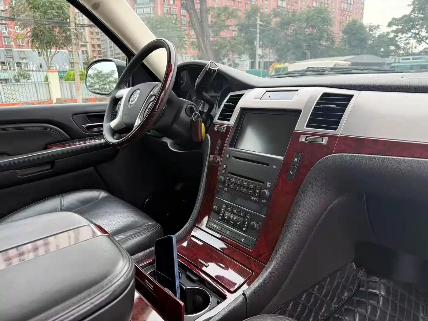 2008 Cadillac Escalade 6.2 AWD — миниатюра 16