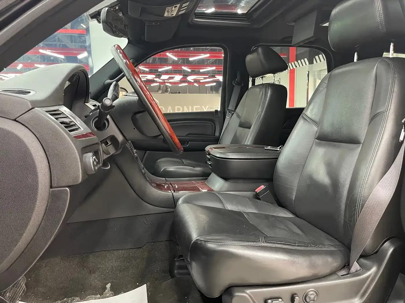 2008 Cadillac Escalade 6.2 AWD — миниатюра 14