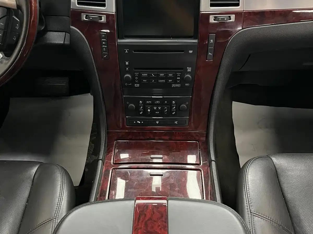 2008 Cadillac Escalade 6.2 AWD — миниатюра 18