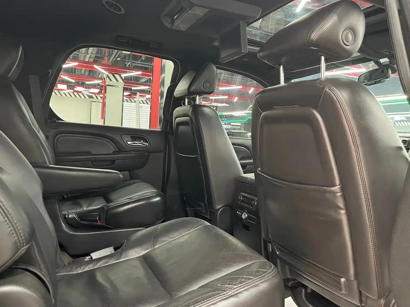 2008 Cadillac Escalade 6.2 AWD — миниатюра 19