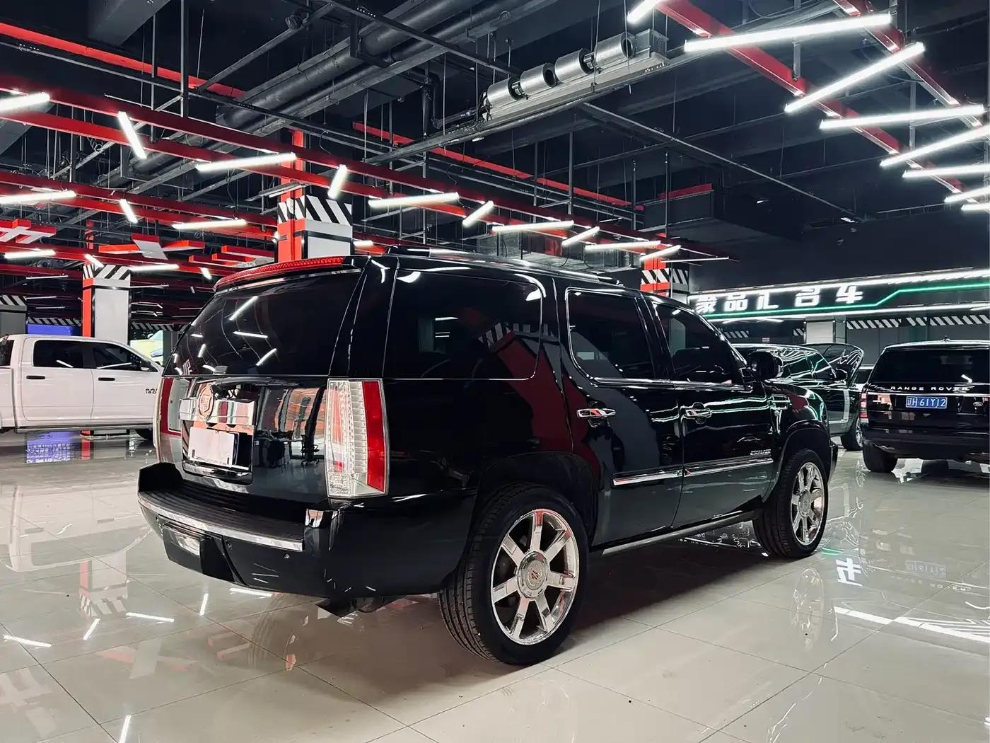 2008 Cadillac Escalade 6.2 AWD — миниатюра 6