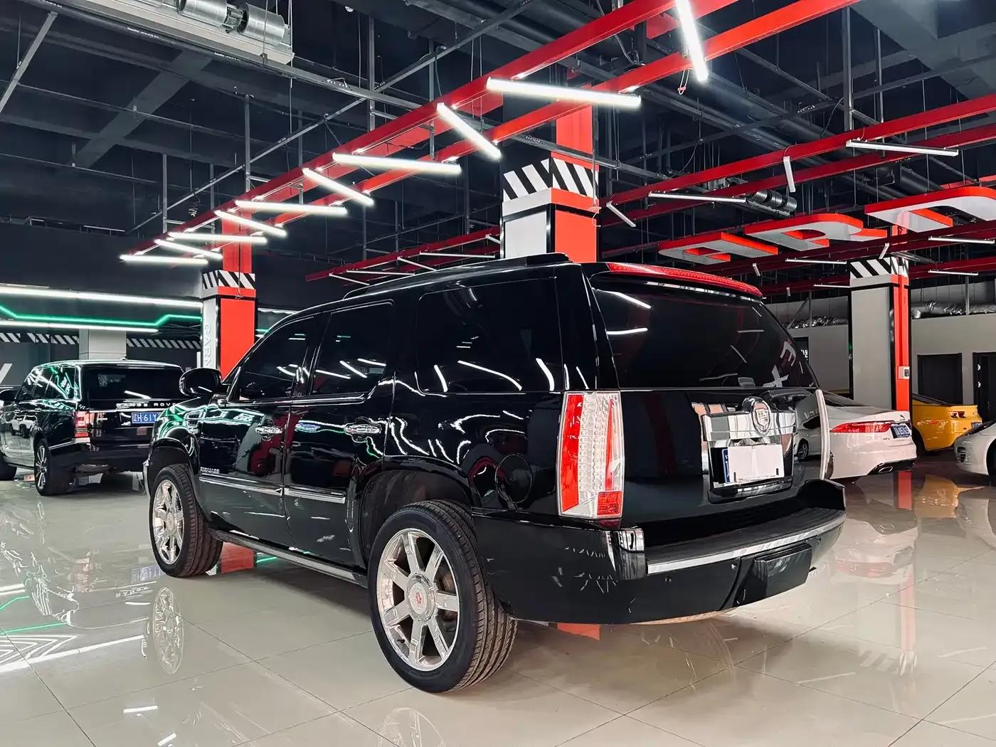 2008 Cadillac Escalade 6.2 AWD — миниатюра 7