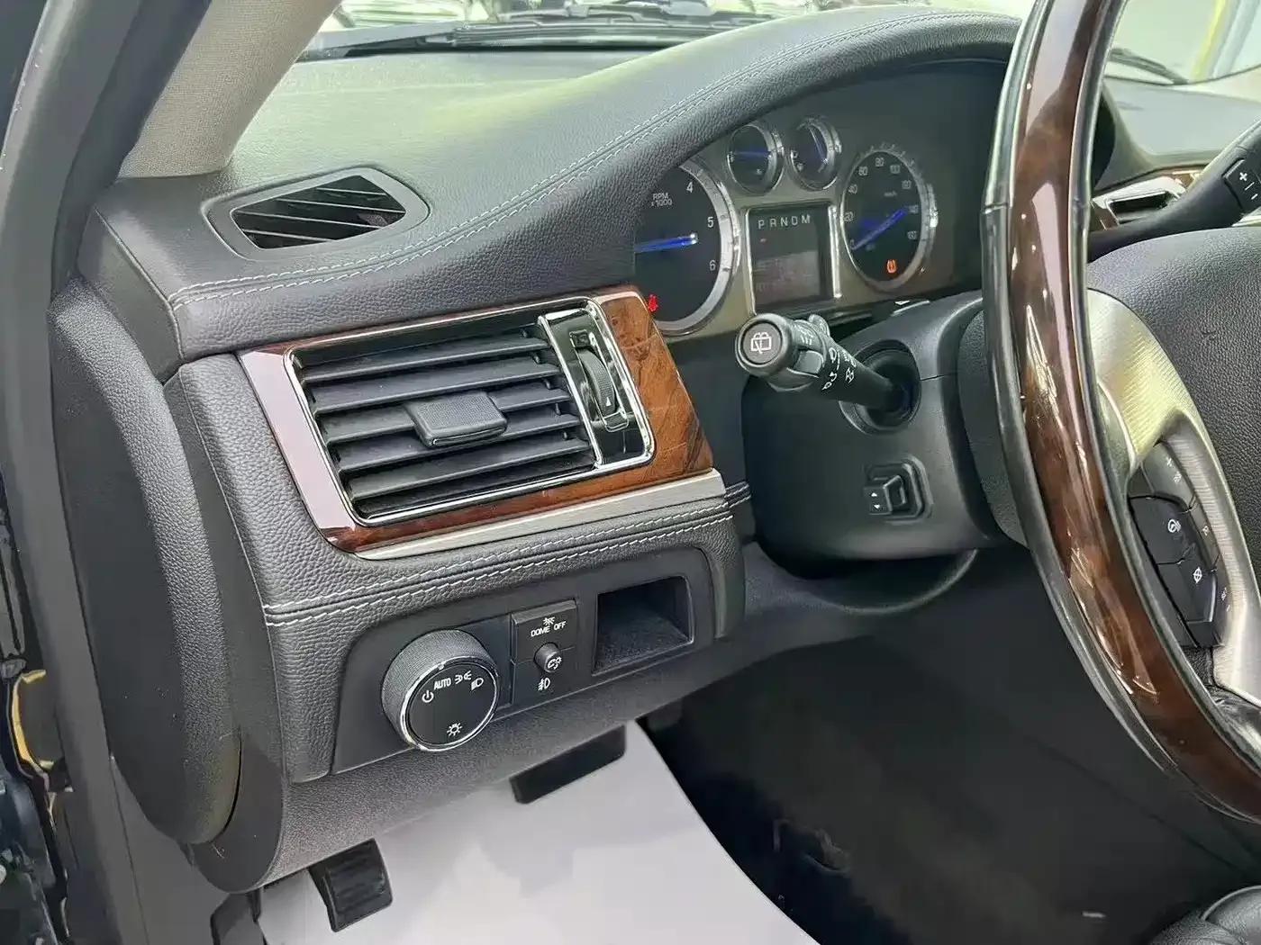 2013 Cadillac Escalade 6.2L ESV Platinum Edition Extended Wheelbase — миниатюра 12