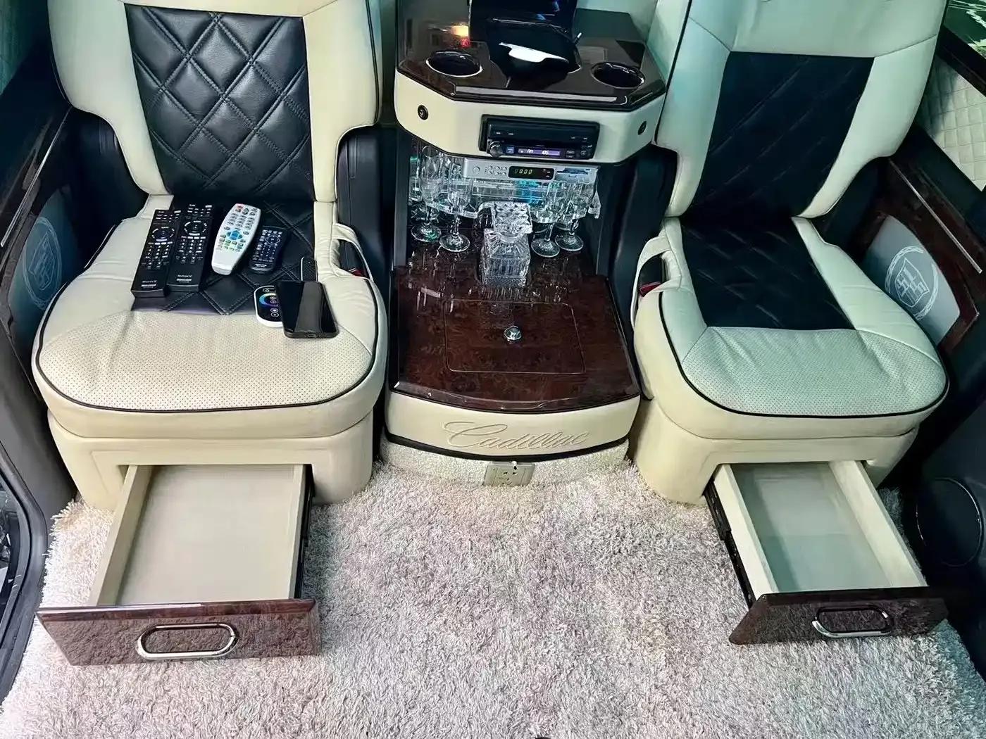 2013 Cadillac Escalade 6.2L ESV Platinum Edition Extended Wheelbase — миниатюра 20