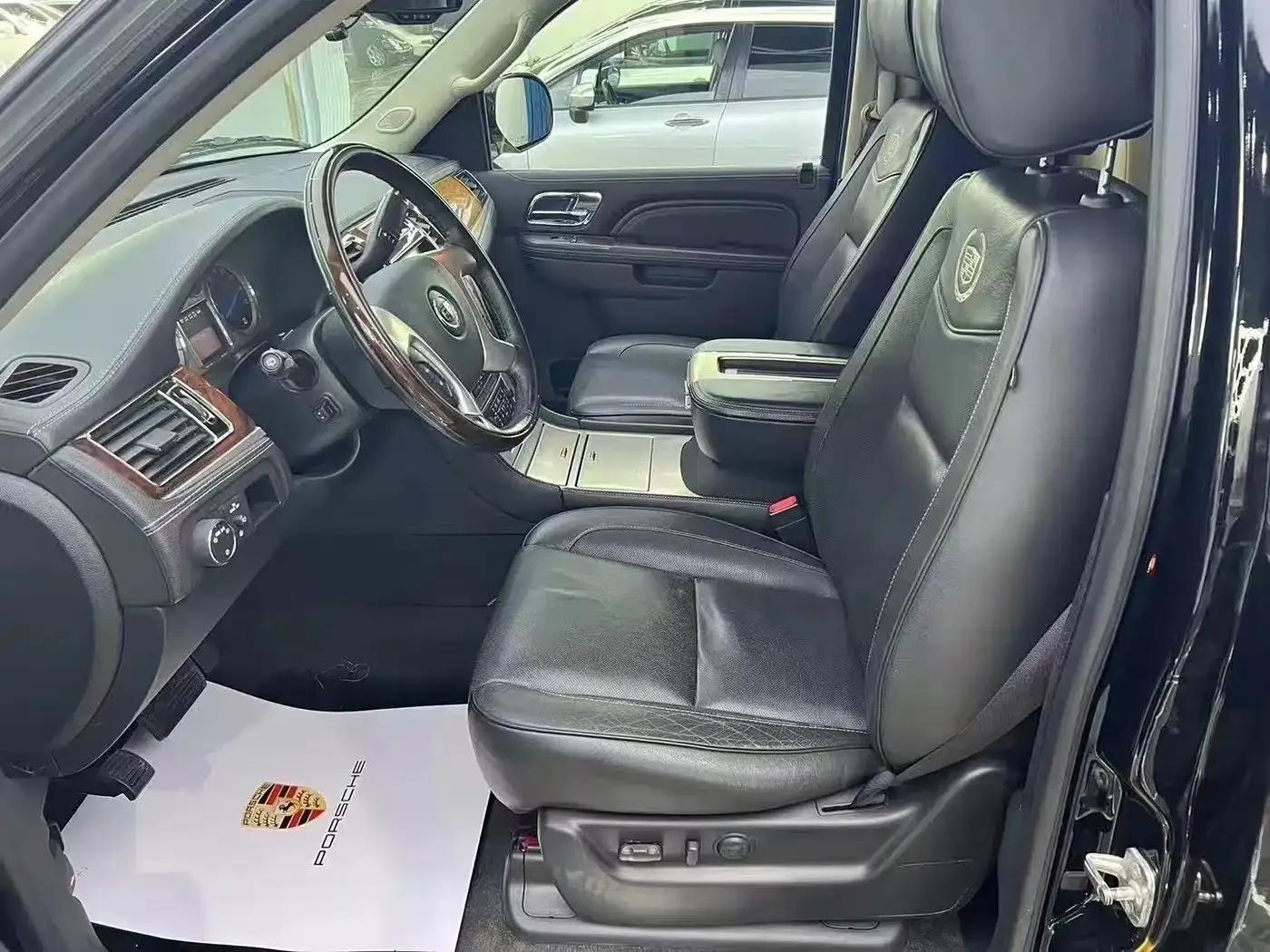 2013 Cadillac Escalade 6.2L ESV Platinum Edition Extended Wheelbase — миниатюра 6