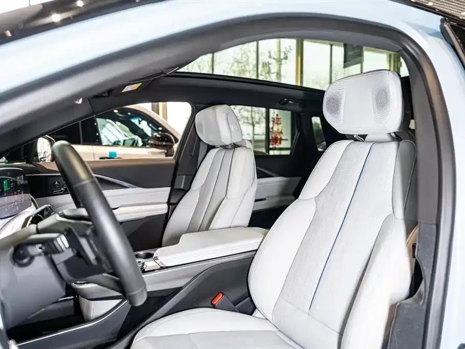 iQ Ruige 2024 Rear-Wheel Drive Standard Range Luxury Edition — миниатюра 9