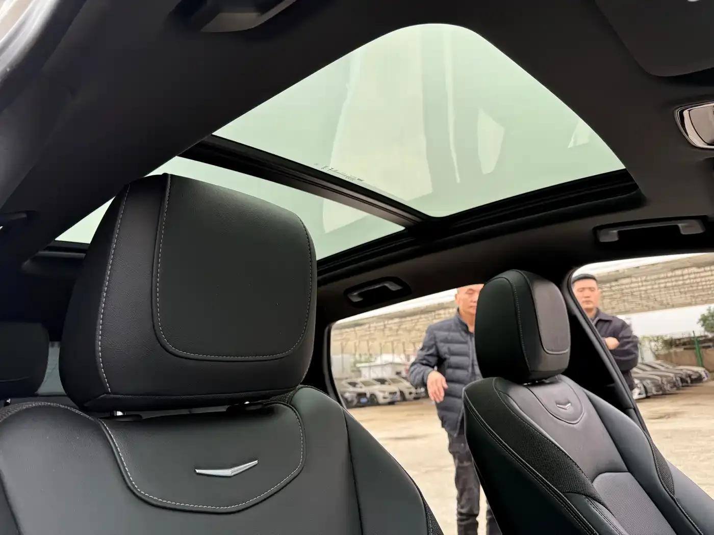 2023 Cadillac GT4 25T Luxury — миниатюра 14