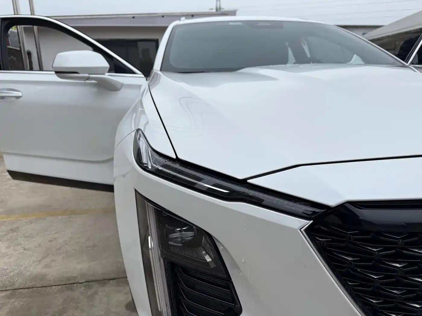 2023 Cadillac GT4 25T Luxury — миниатюра 15