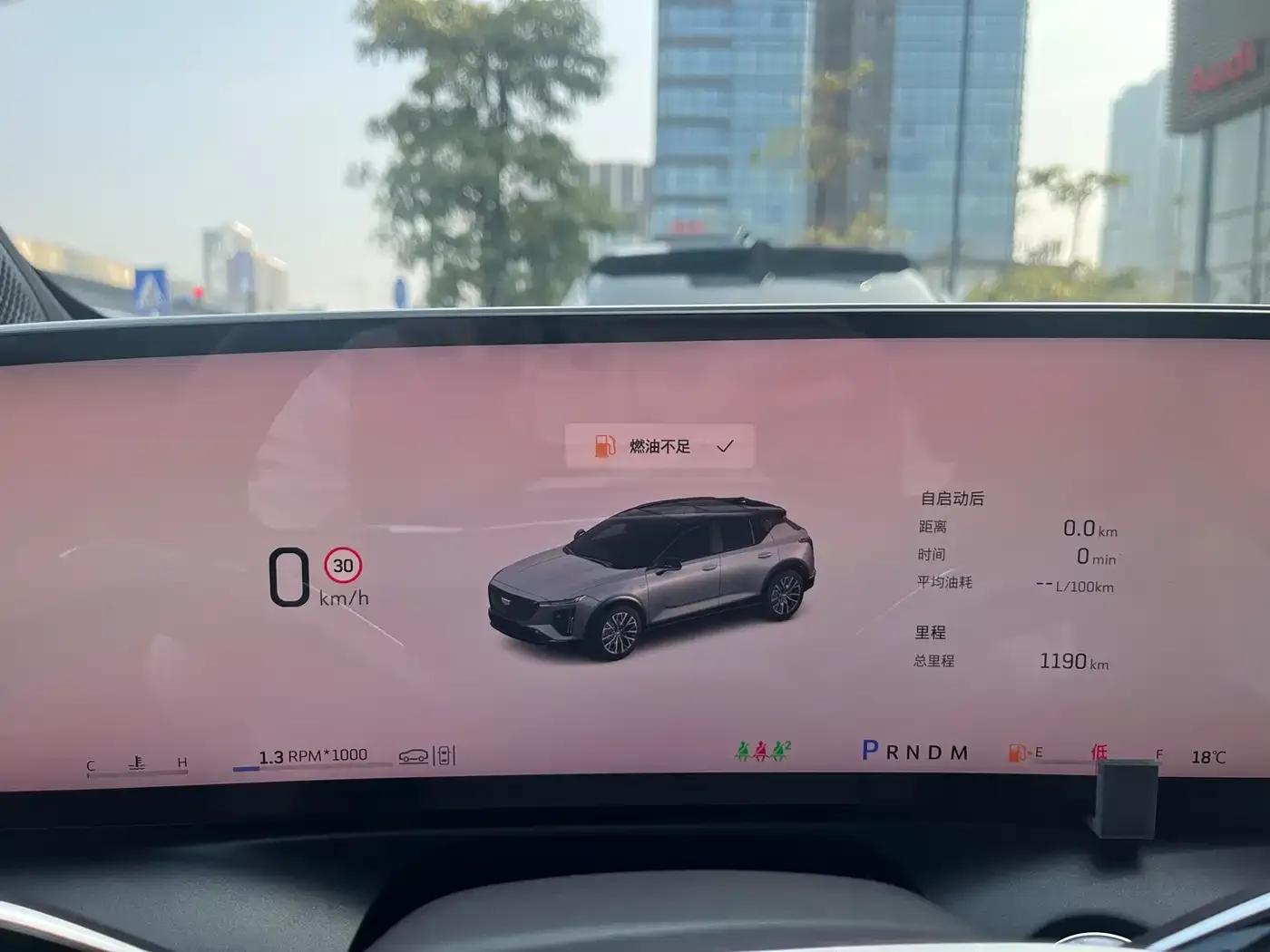 2023 Cadillac GT4 25T Premium — миниатюра 14