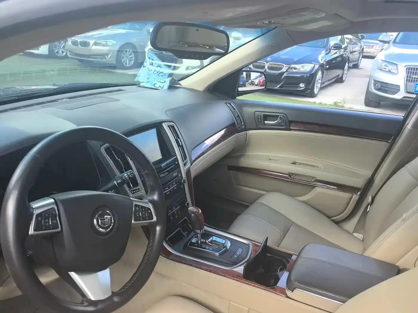 SLS Seville 2010 3.0L Elite — миниатюра 6