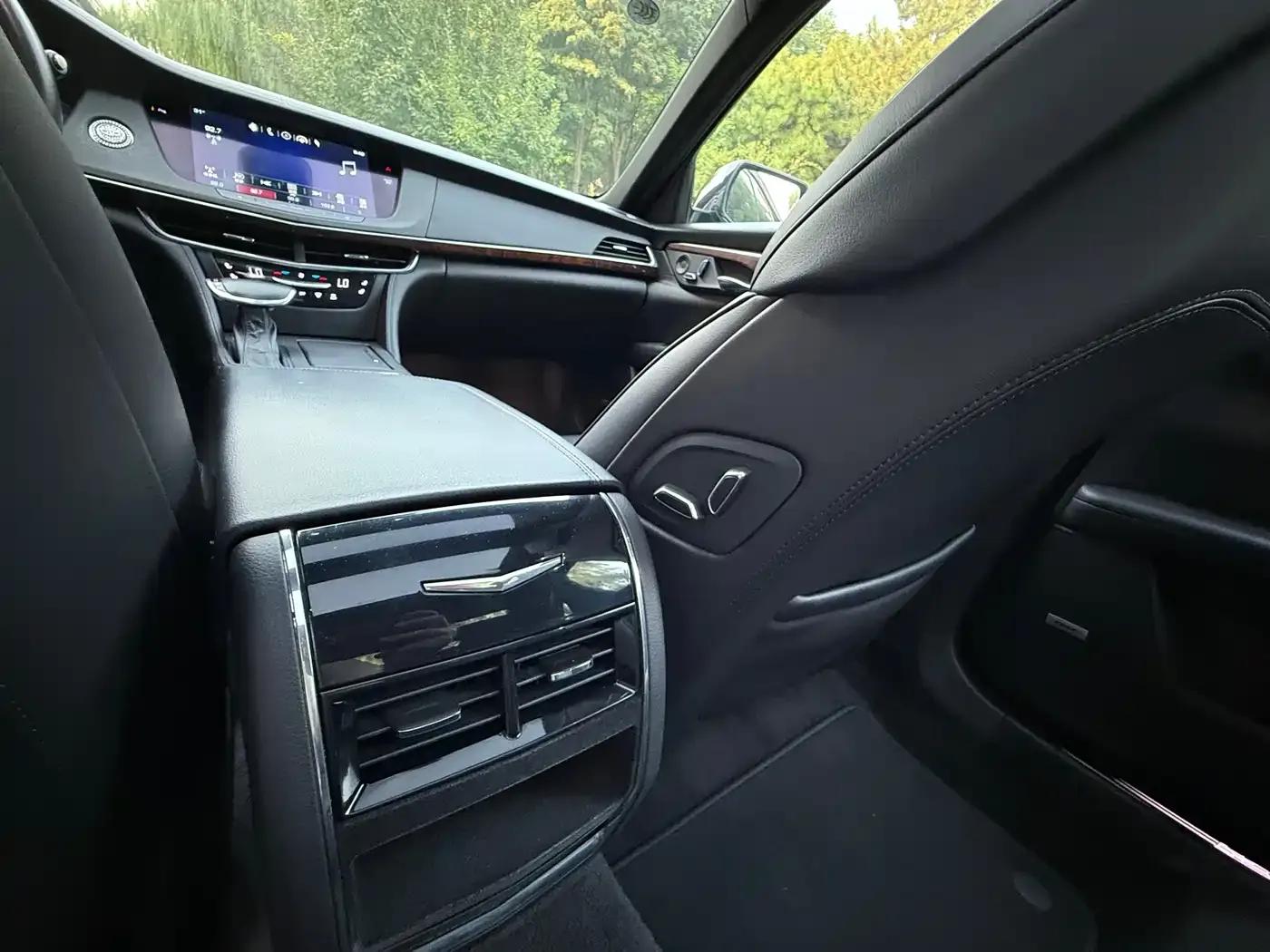 Cadillac CT6 Plug-in 2017 30E Elite — миниатюра 11