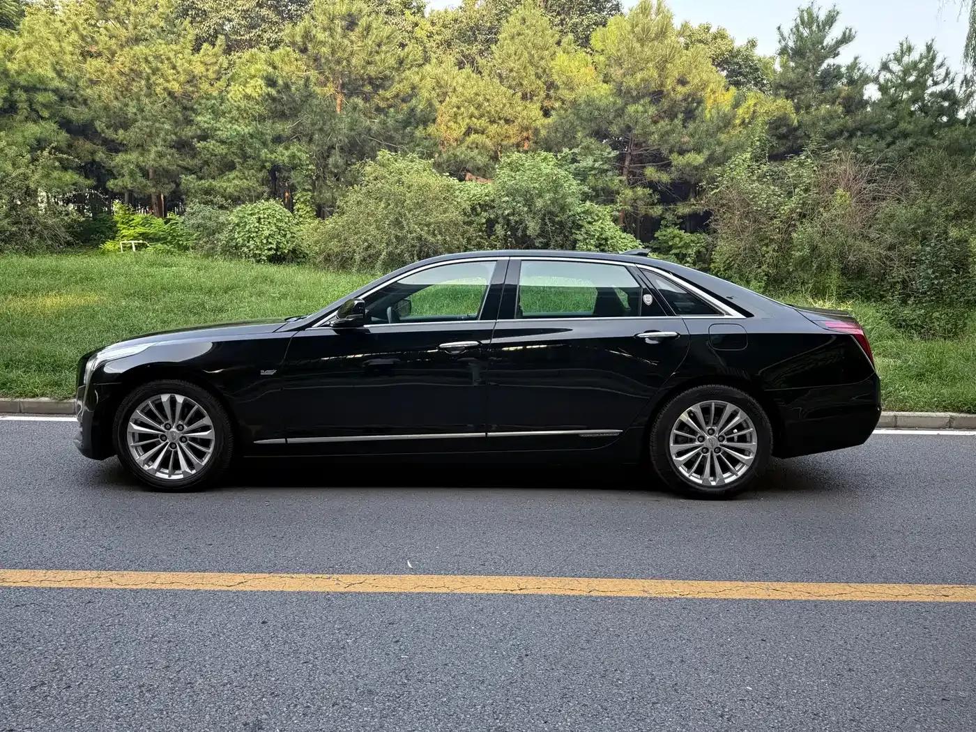 Cadillac CT6 Plug-in 2017 30E Elite — миниатюра 3