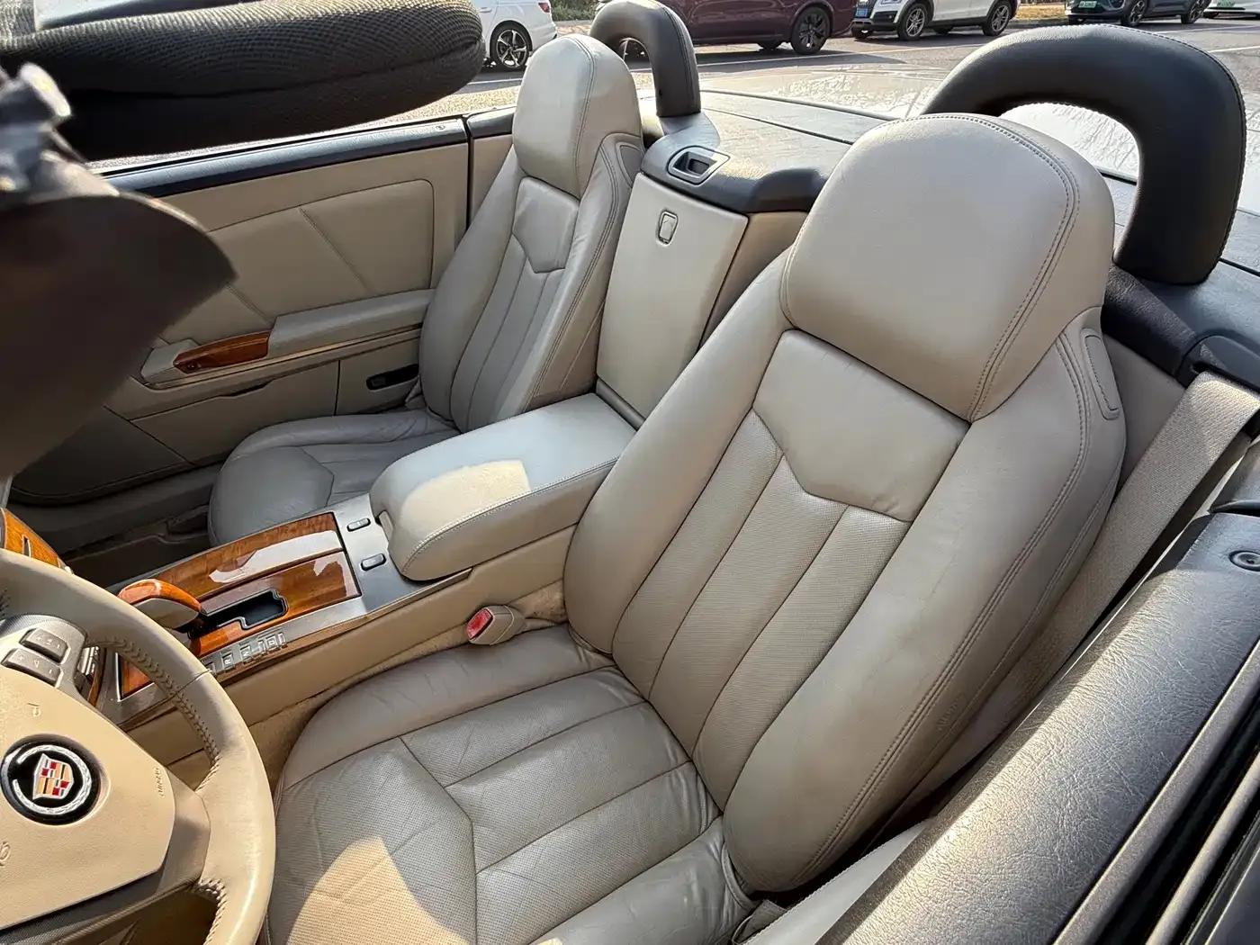2005 Cadillac XLR 4.6 — миниатюра 18