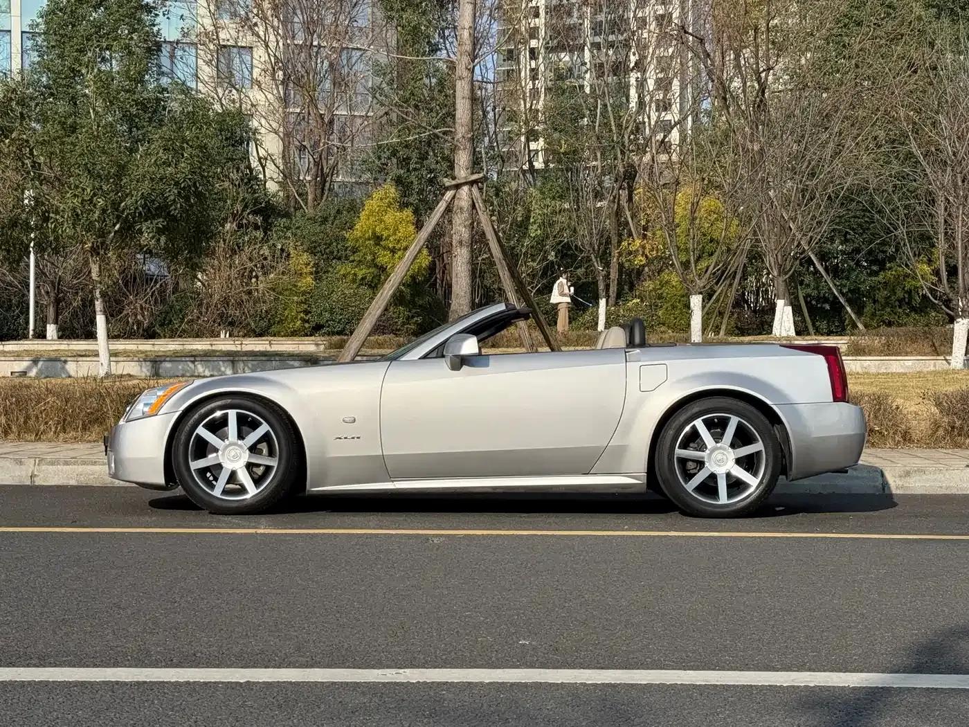 2005 Cadillac XLR 4.6 — миниатюра 5