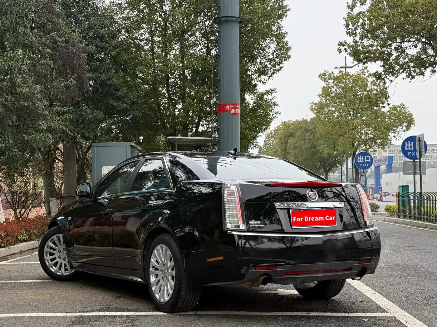 Imported Cadillac CTS 2010 3.0 Luxury Sport Edition — миниатюра 4