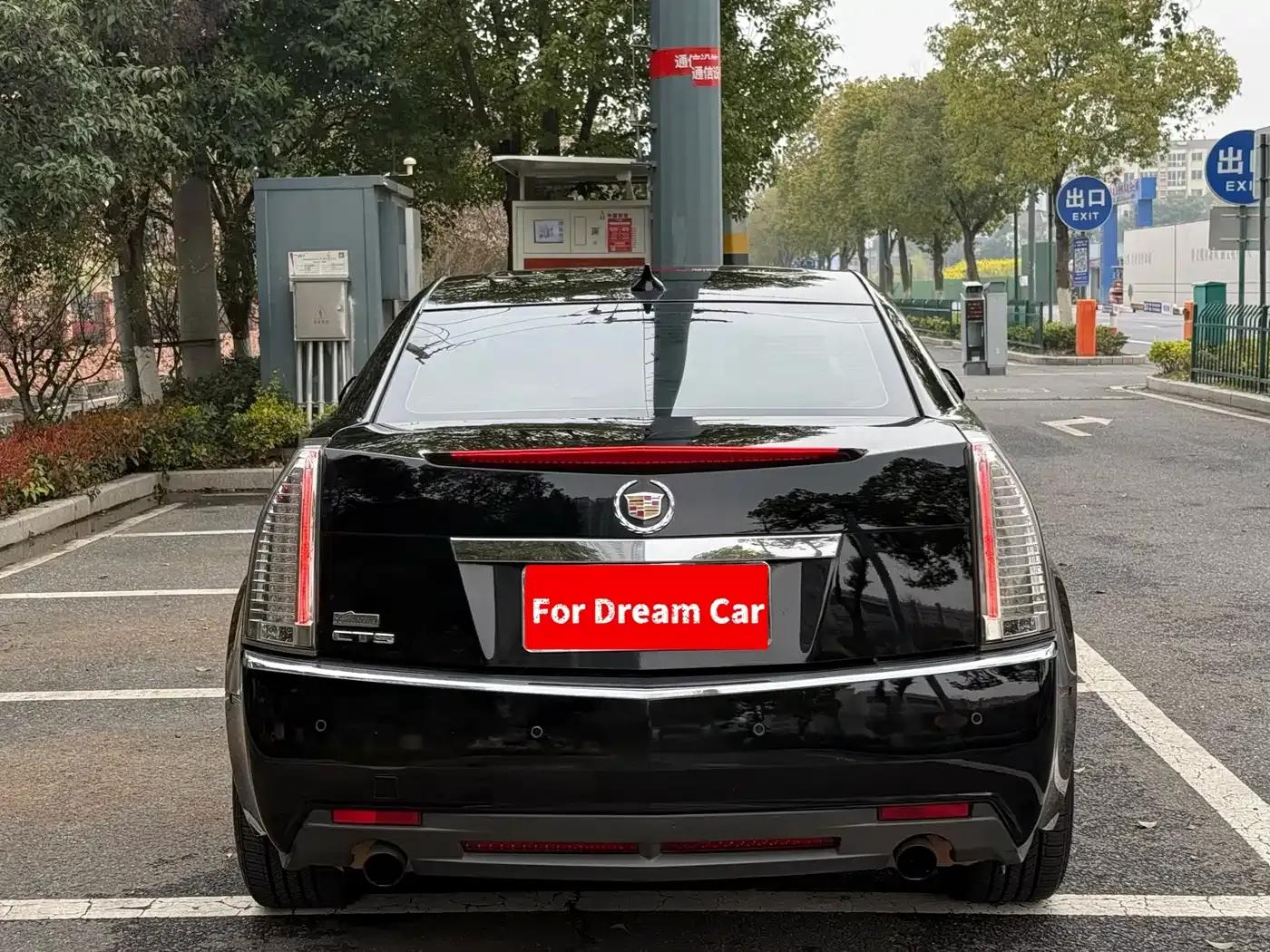 Imported Cadillac CTS 2010 3.0 Luxury Sport Edition — миниатюра 5