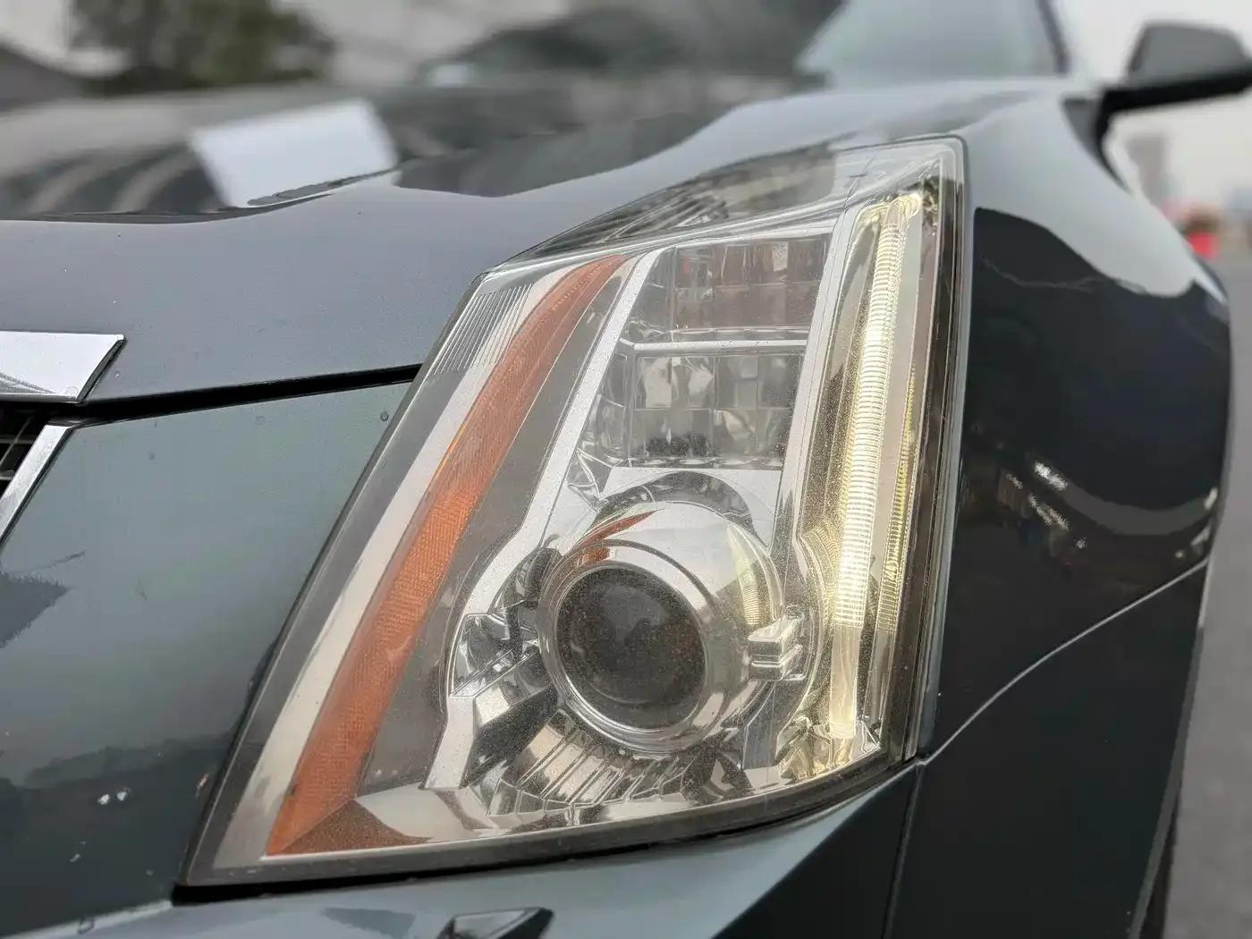 2010 Cadillac CTS (Imported) 3.6 Flagship High-Performance Edition — миниатюра 20