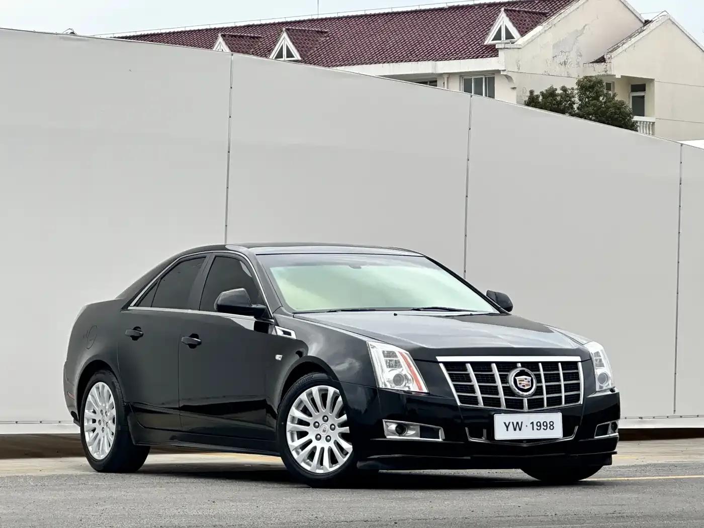Imported Cadillac CTS 2012 3.0L Luxury Sport Edition — миниатюра 3
