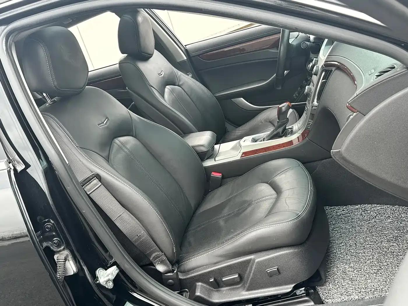 Imported Cadillac CTS 2012 3.0L Luxury Sport Edition — миниатюра 21
