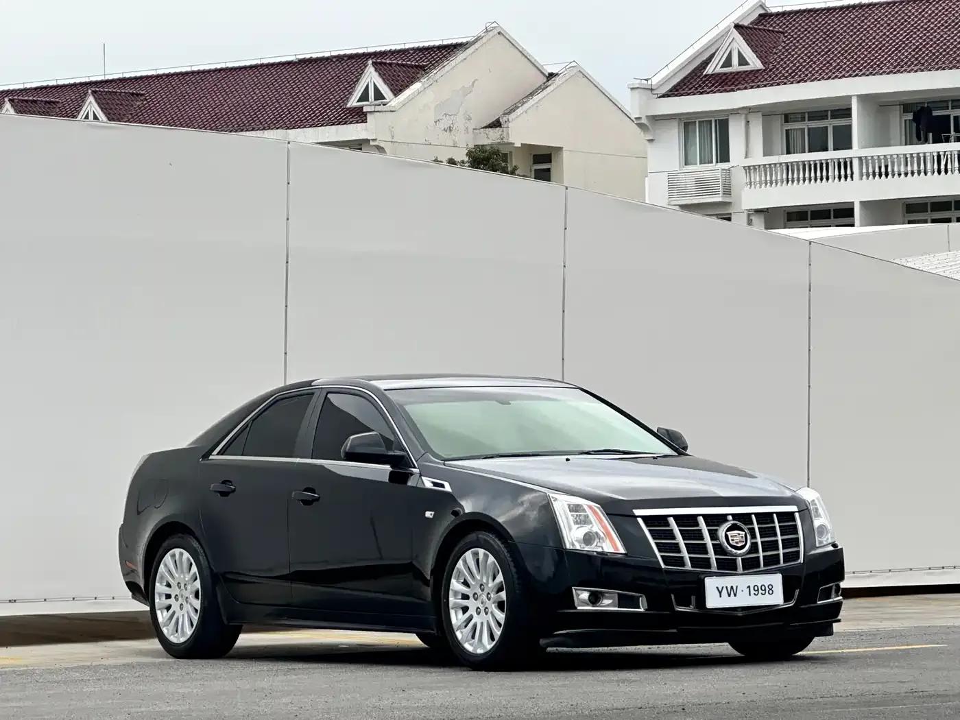 Imported Cadillac CTS 2012 3.0L Luxury Sport Edition — миниатюра 4