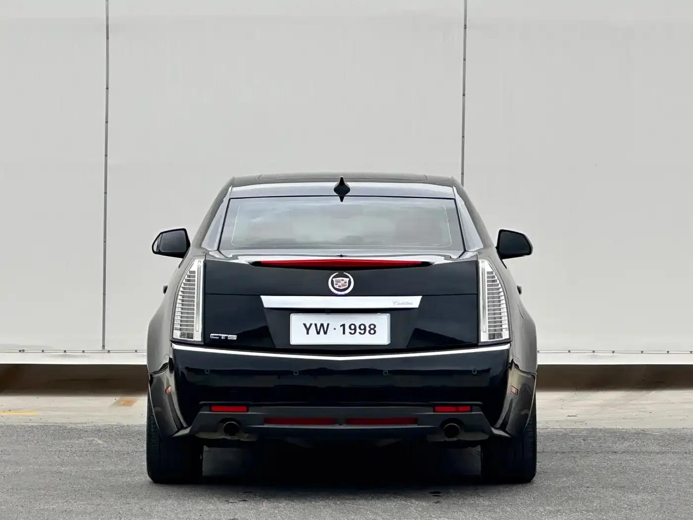 Imported Cadillac CTS 2012 3.0L Luxury Sport Edition — миниатюра 5
