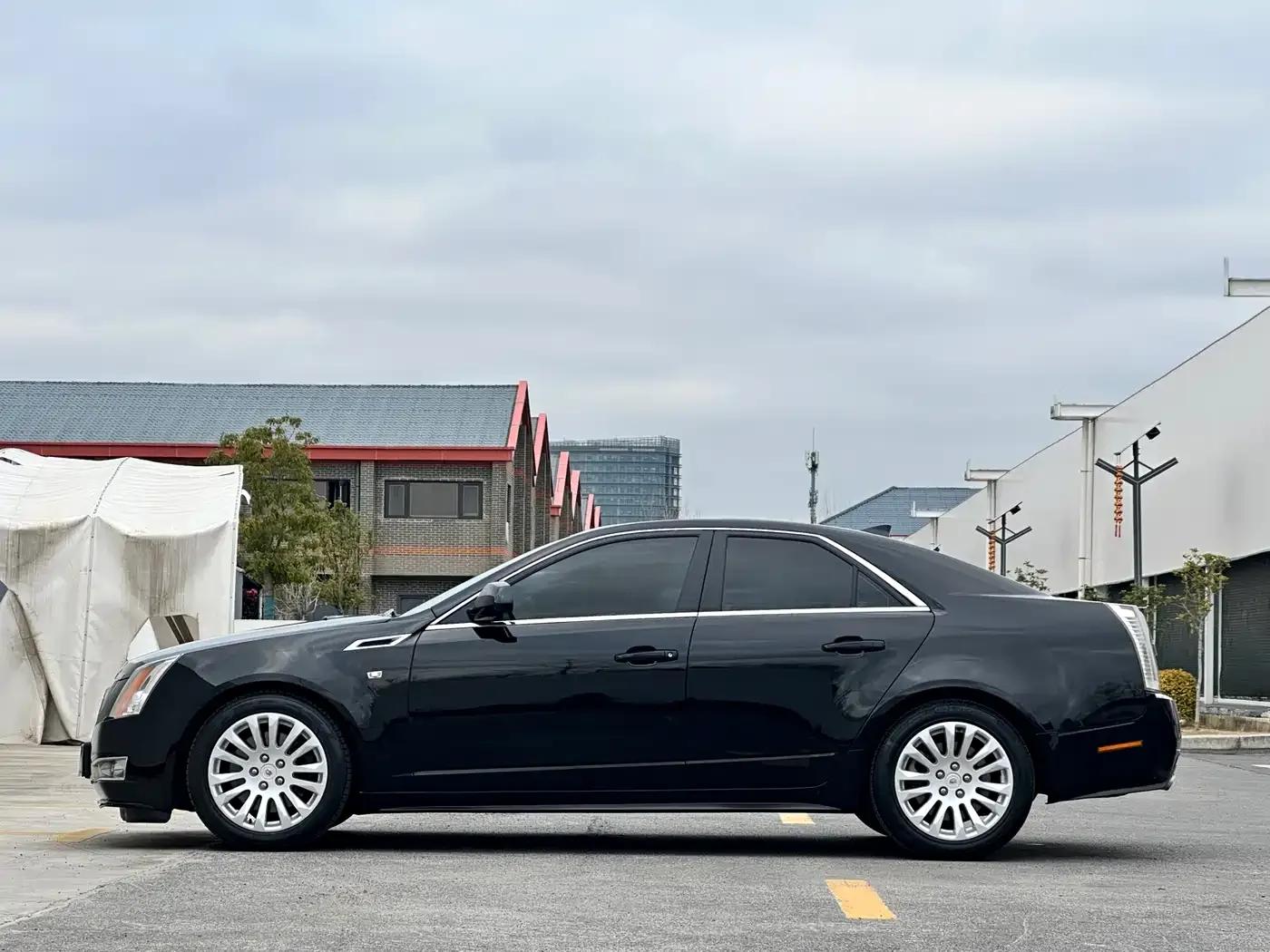 Imported Cadillac CTS 2012 3.0L Luxury Sport Edition — миниатюра 8