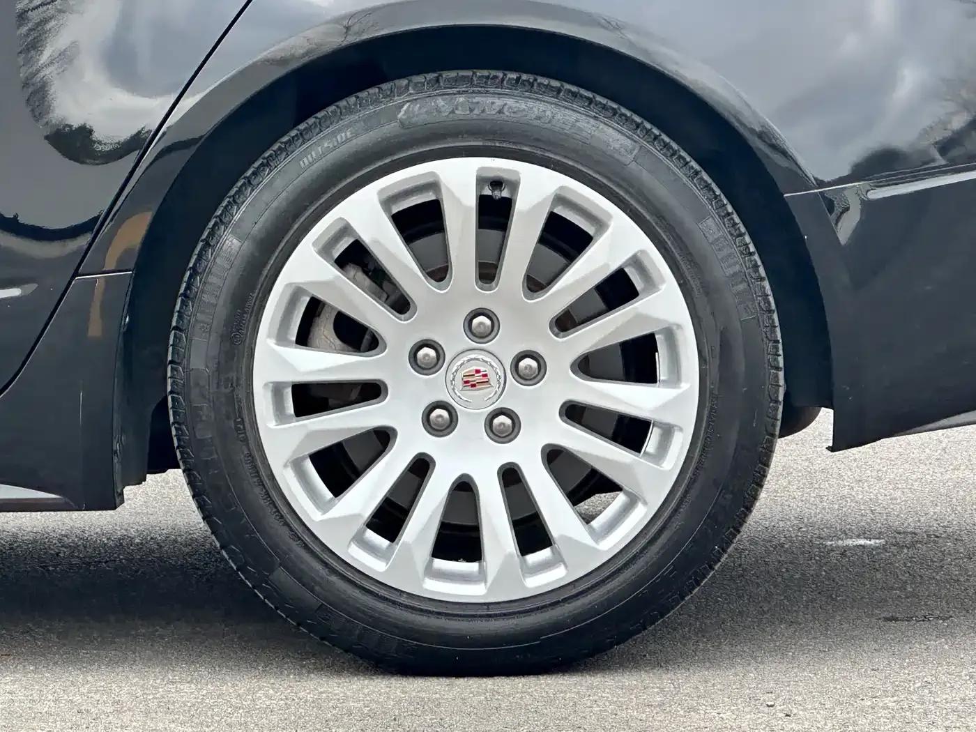 Imported Cadillac CTS 2012 3.0L Luxury Sport Edition — миниатюра 10