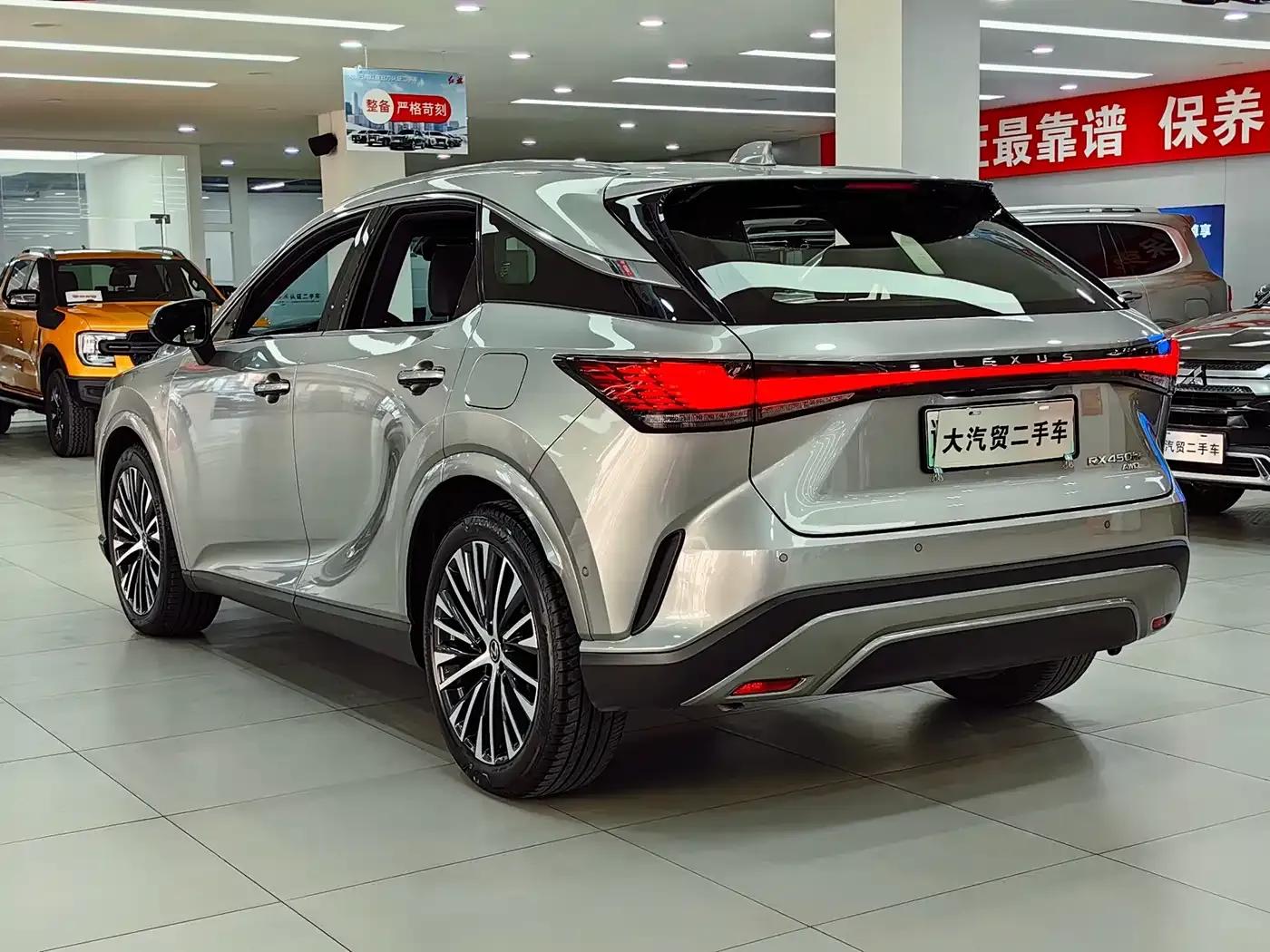 Lexus RX Hybrid 2023 450h+ AWD Enjoy Edition — миниатюра 3