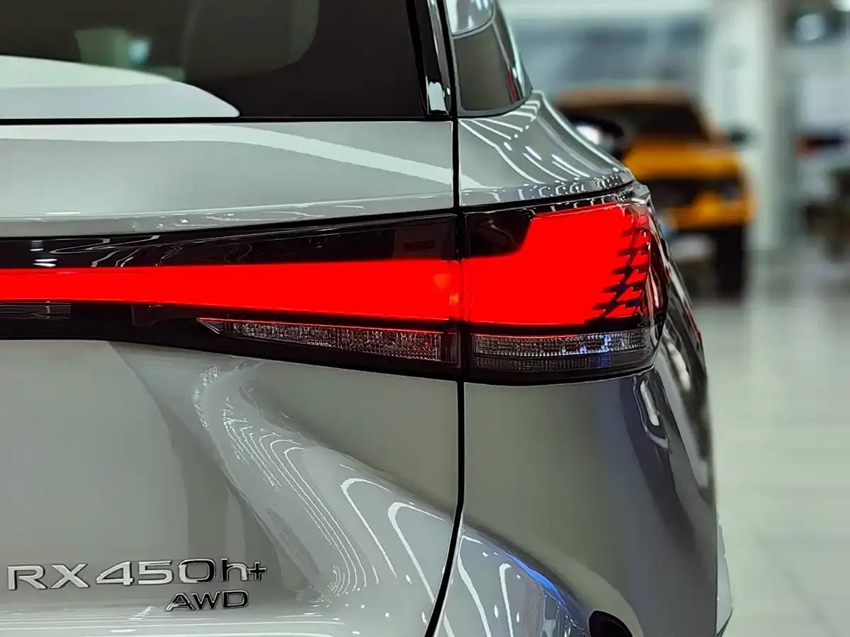 Lexus RX Hybrid 2023 450h+ AWD Enjoy Edition — миниатюра 6