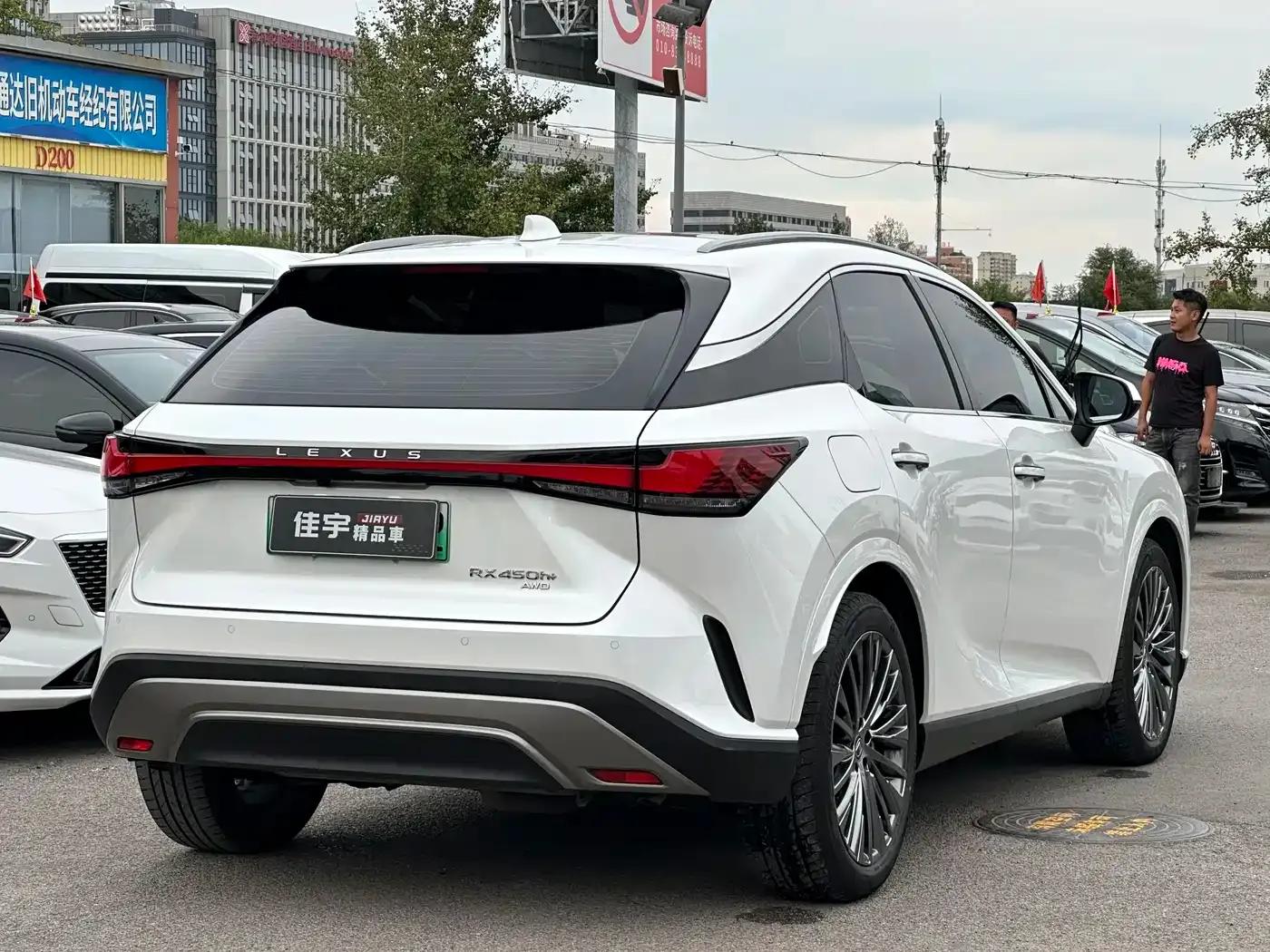 Lexus RX Hybrid 2023 450h+ AWD Enjoy Edition — миниатюра 4