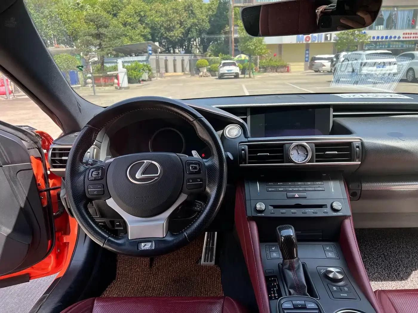 Lexus RC 2016 200t F SPORT Edition — миниатюра 19