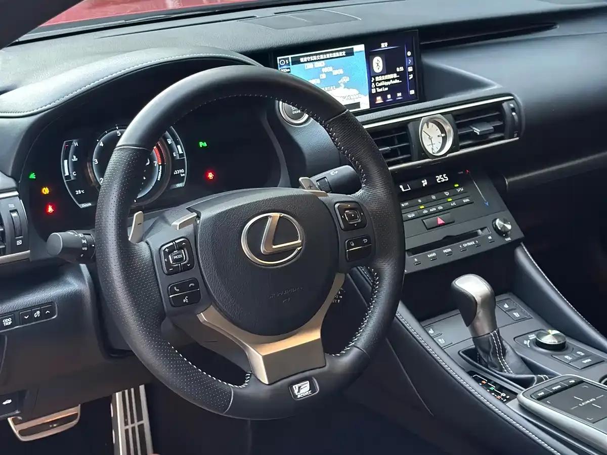 Lexus RC 2018 RC 300 F SPORT Edition — миниатюра 11