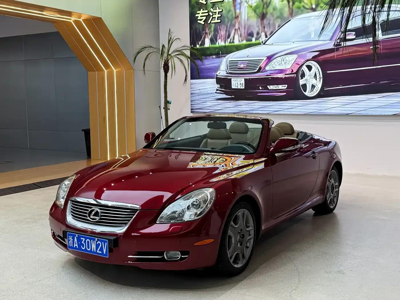 Lexus SC 2009 430 — миниатюра 1