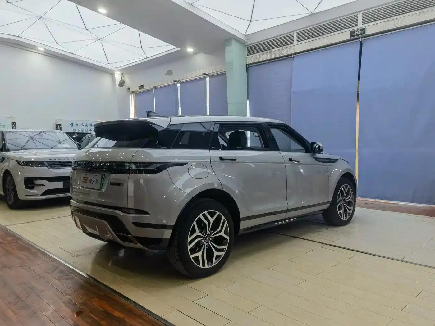 Range Rover Evoque Hybrid 2023 Model: Evoque L P300e Plug-in Electric Hybrid — миниатюра 16
