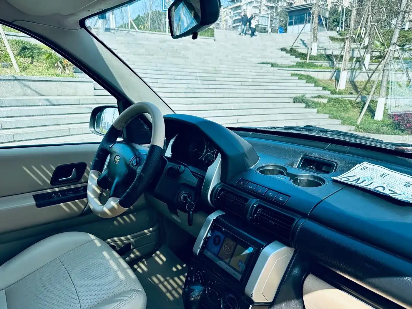 Freelander 2004 2.5 V6 — миниатюра 10