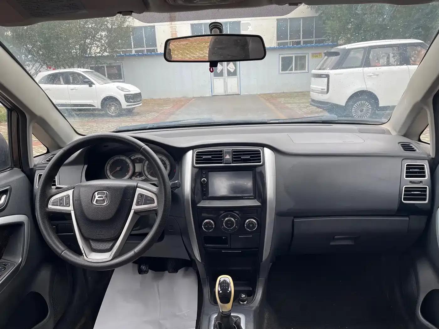 Liana A6 2015 Hatchback 1.4L Manual Ideal Model — миниатюра 13