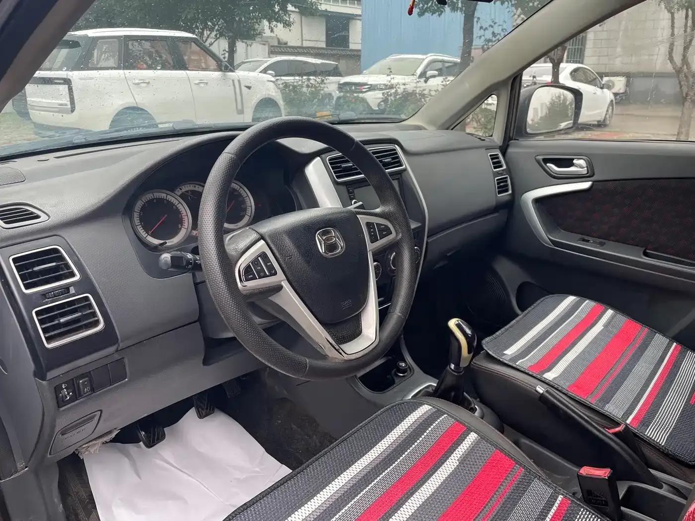 Liana A6 2015 Hatchback 1.4L Manual Ideal Model — миниатюра 9