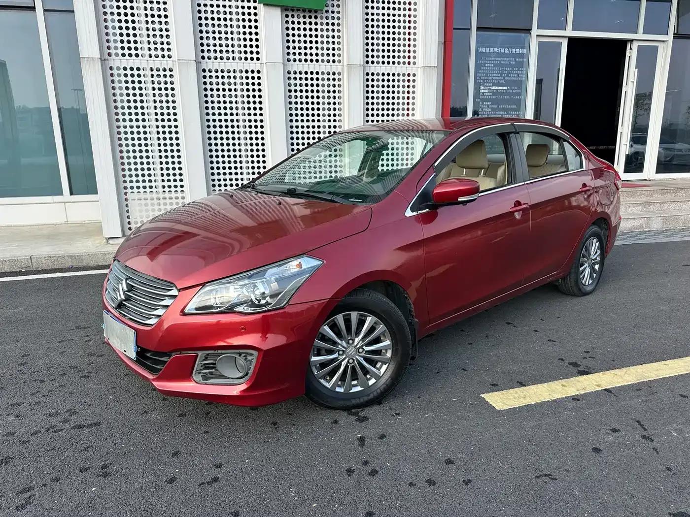 Ciaz 2015 1.6L Automatic Comfort Edition — миниатюра 4