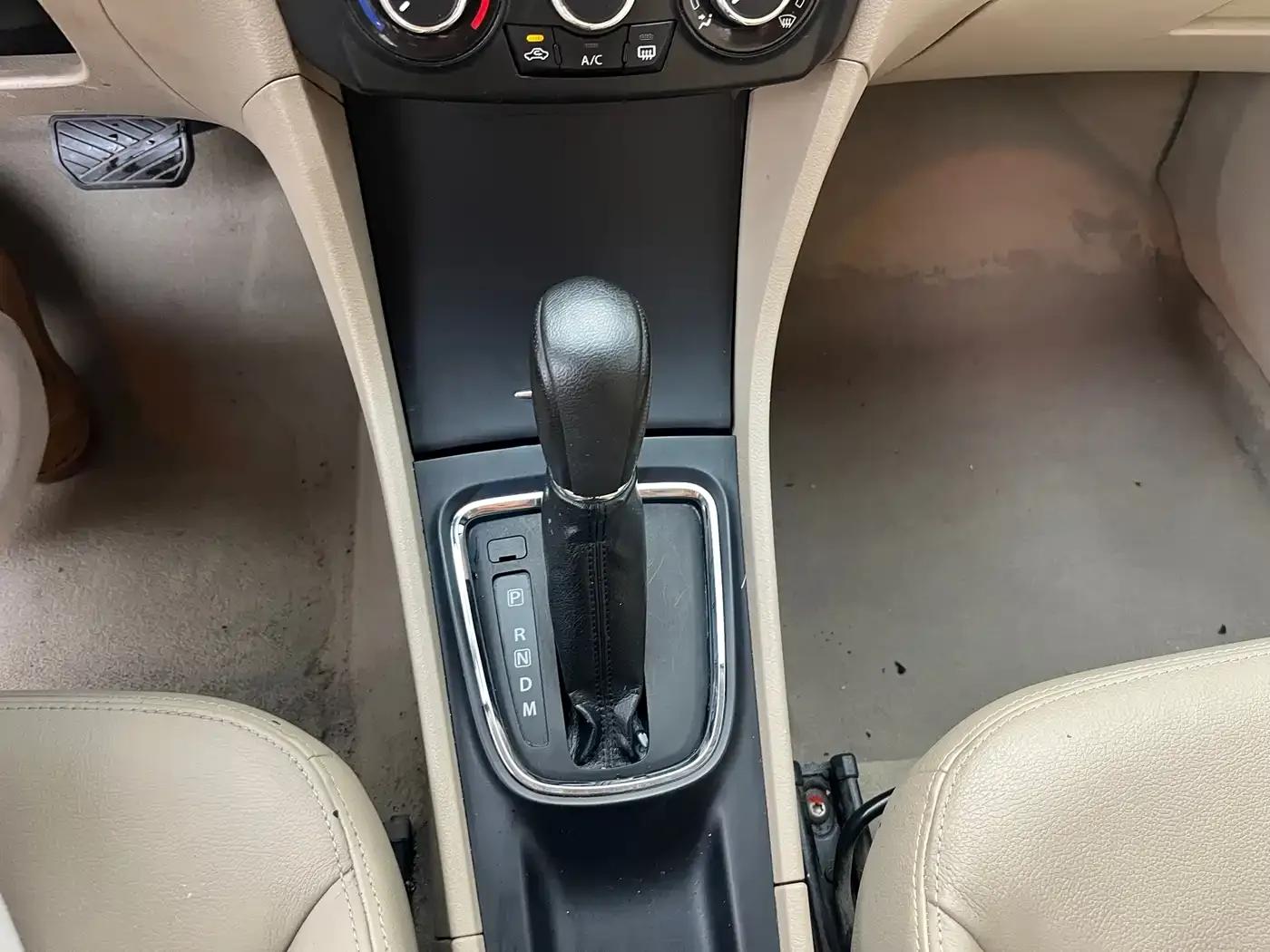 Ciaz 2015 1.6L Automatic Enjoyment Edition — миниатюра 16