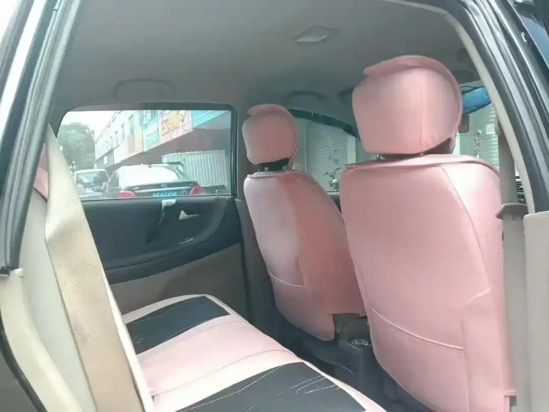 Liana 2013 Hatchback 1.4L Manual Deluxe — миниатюра 9