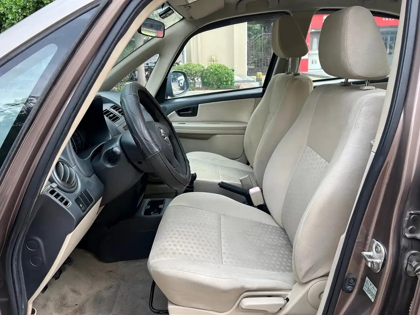 2012 Tianyu Shangyue 1.6L Manual Practical Upgrade Edition — миниатюра 12
