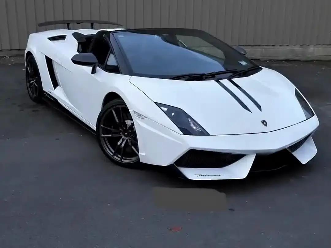 Gallardo 2011 LP 570-4 Spyder Performante — миниатюра 1