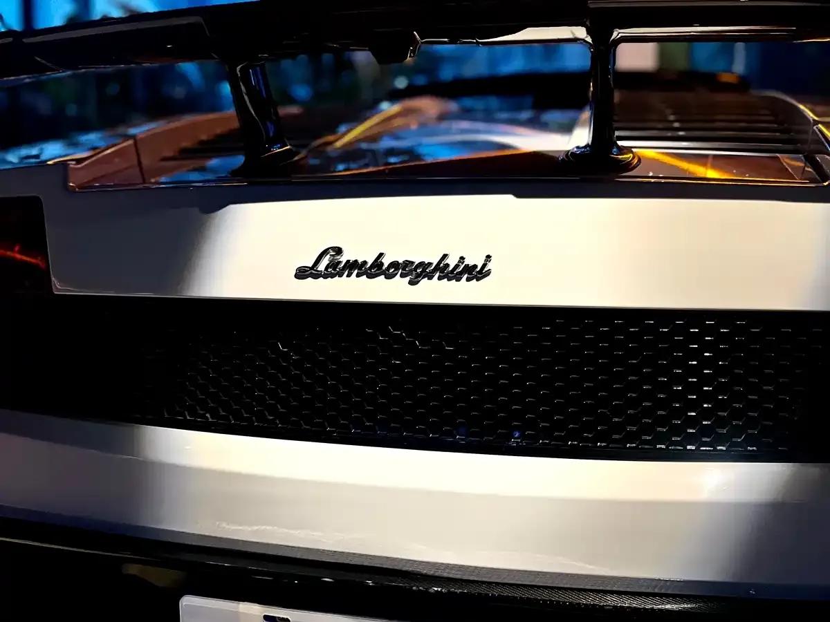 Gallardo 2011 LP 570-4 Spyder Performante — миниатюра 6