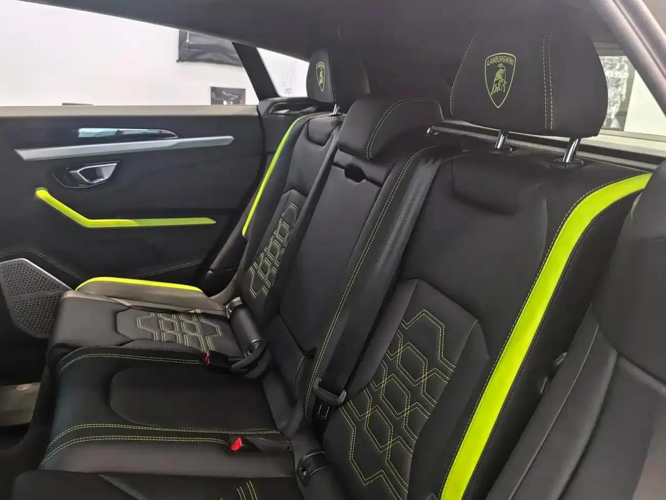 2025 Urus SE 4.0T Standard Edition — миниатюра 10