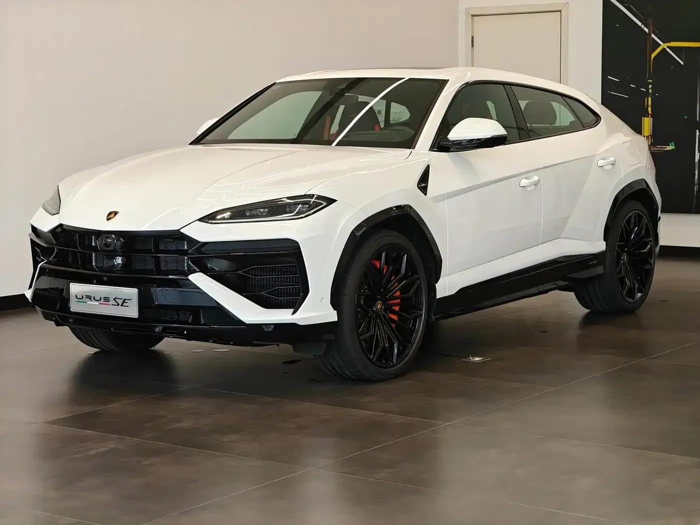 2025 Urus SE 4.0T Standard Edition — миниатюра 5