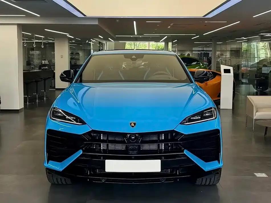 2025 Urus SE 4.0T Standard Edition — миниатюра 2