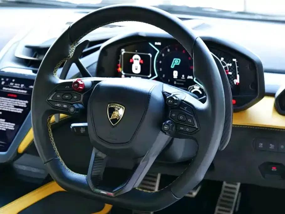 Revuelto 2023 6.5L PHEV Standard Edition — миниатюра 12